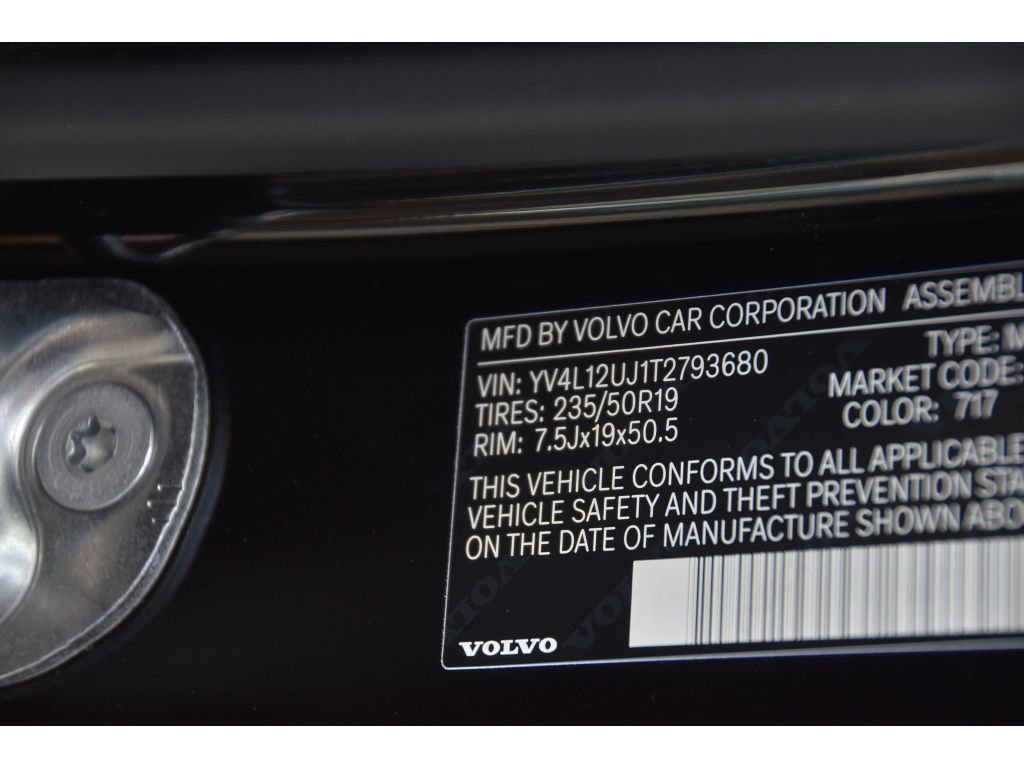 New 2026 Volvo XC40 B5 Core w/ Protection Package Premier AWD/4WD image 25