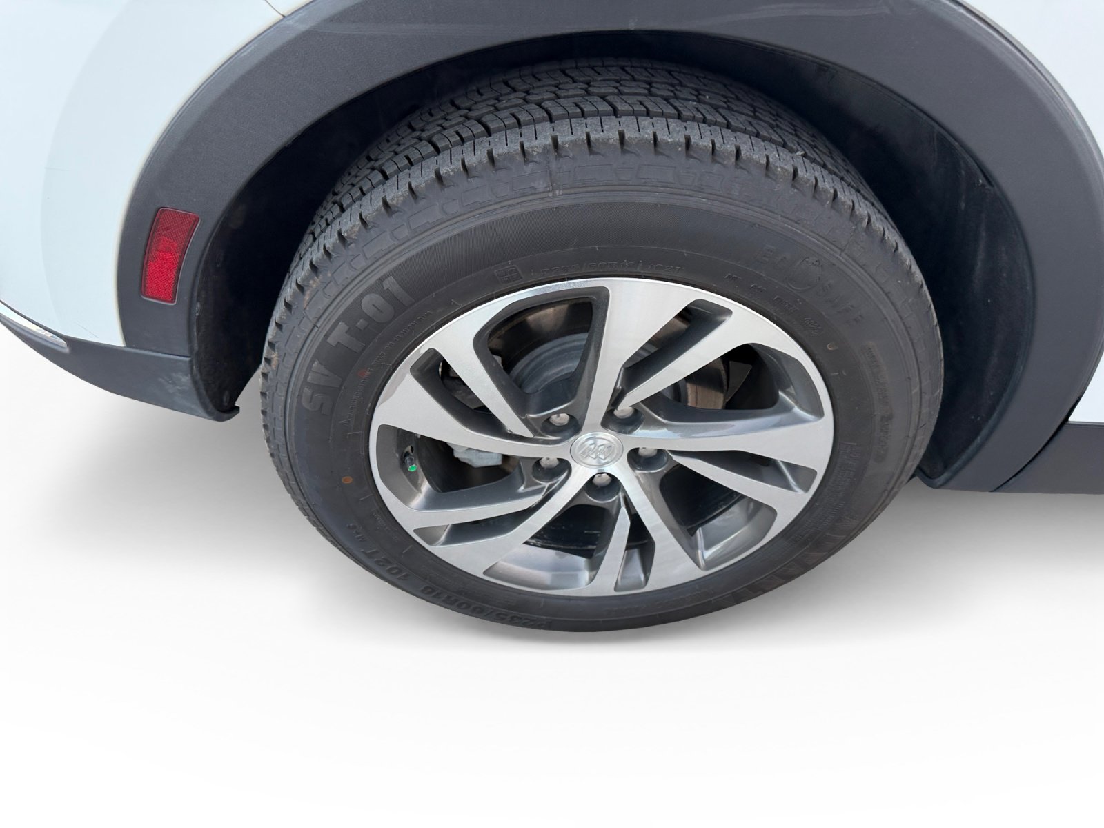 Used 2021 Buick Envision Essence w/ Technology Package I image 16