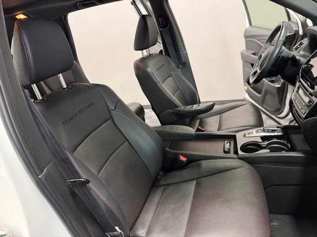 Used 2022 Honda Pilot Black Edition image 26