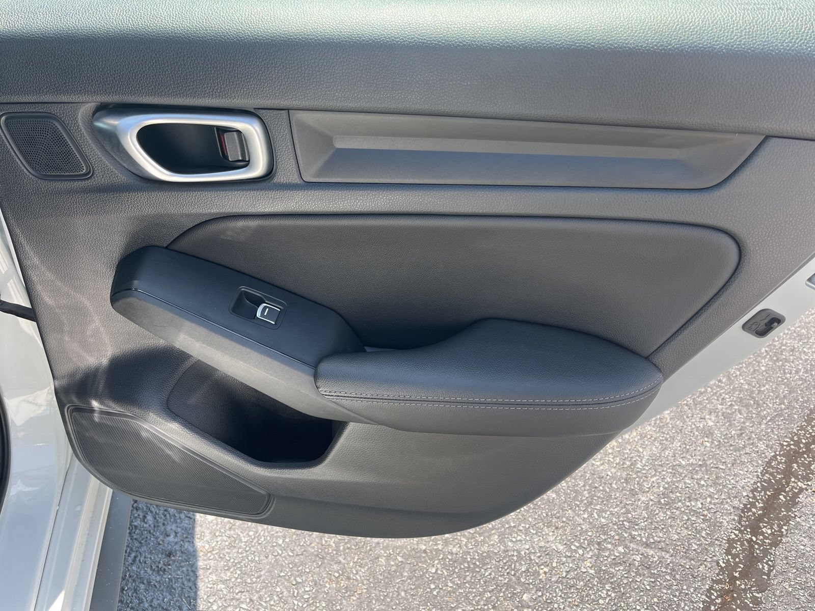 Used 2024 Honda Civic EX-L image 19