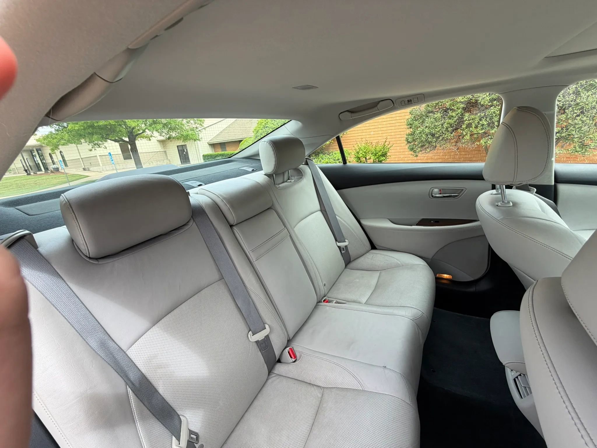 Used 2010 Lexus ES 350 FWD image 18