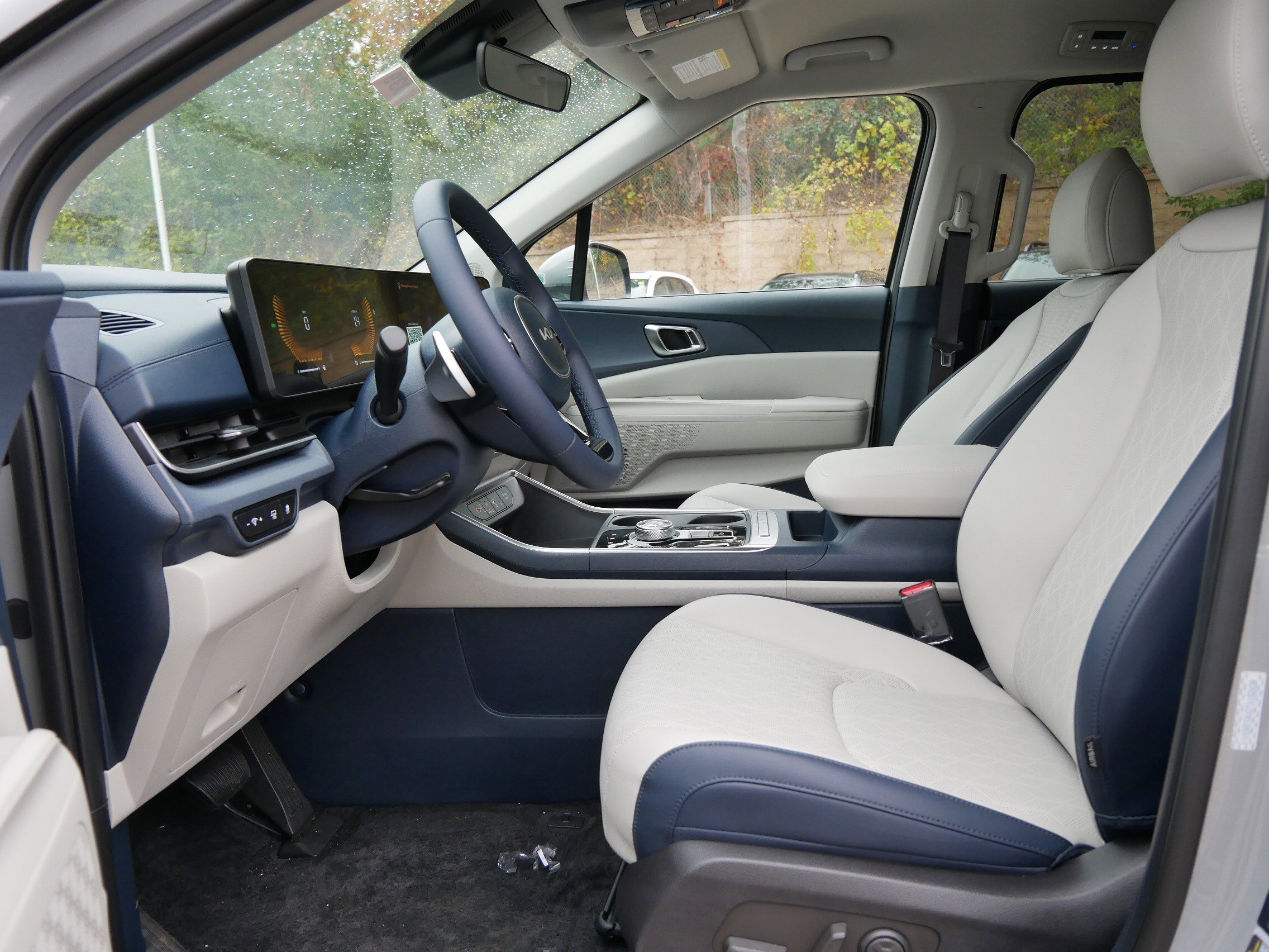 New 2026 Kia Carnival EX image 5