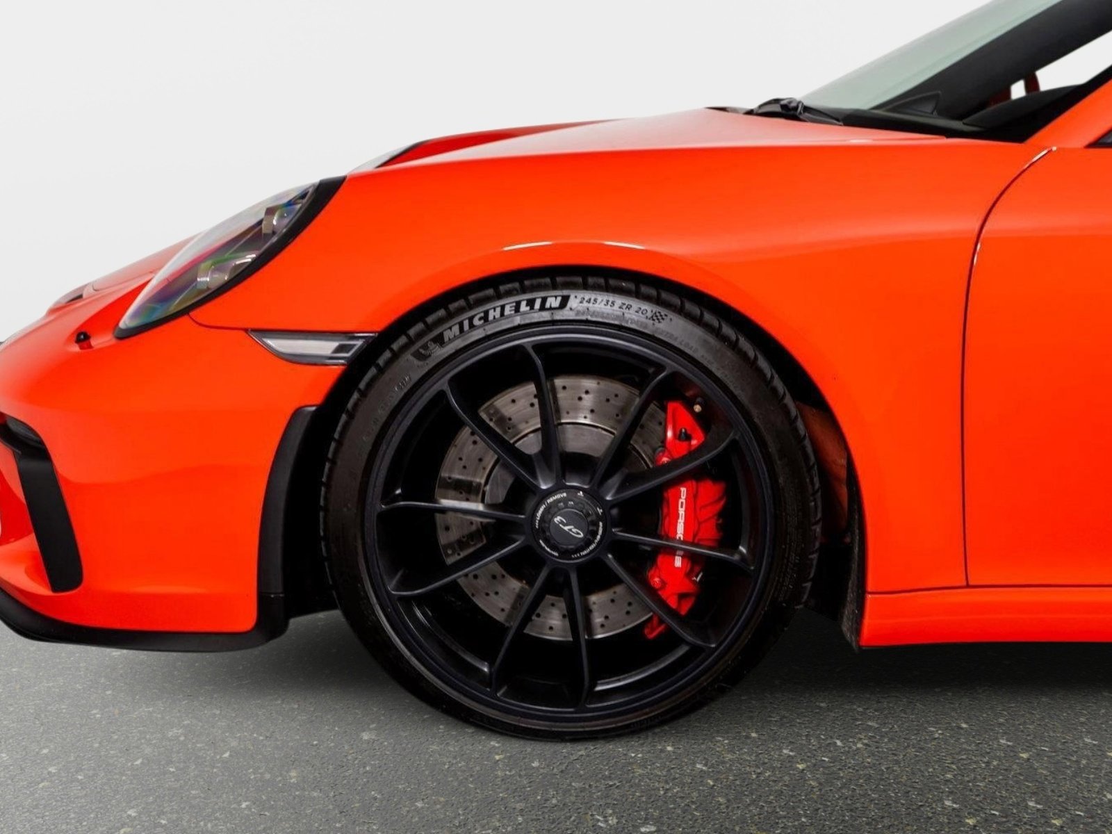 Used 2018 Porsche 911 GT3 RWD image 19
