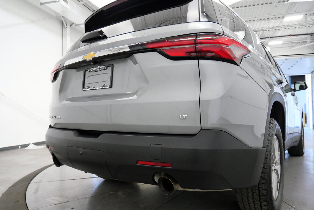 Used 2023 Chevrolet Traverse LT w/ LPO, Floor Liner Package AWD/4WD image 35