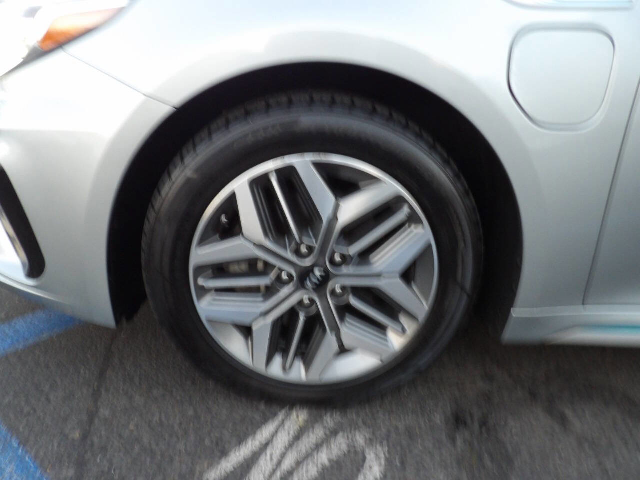 Used 2020 Kia Optima EX image 15