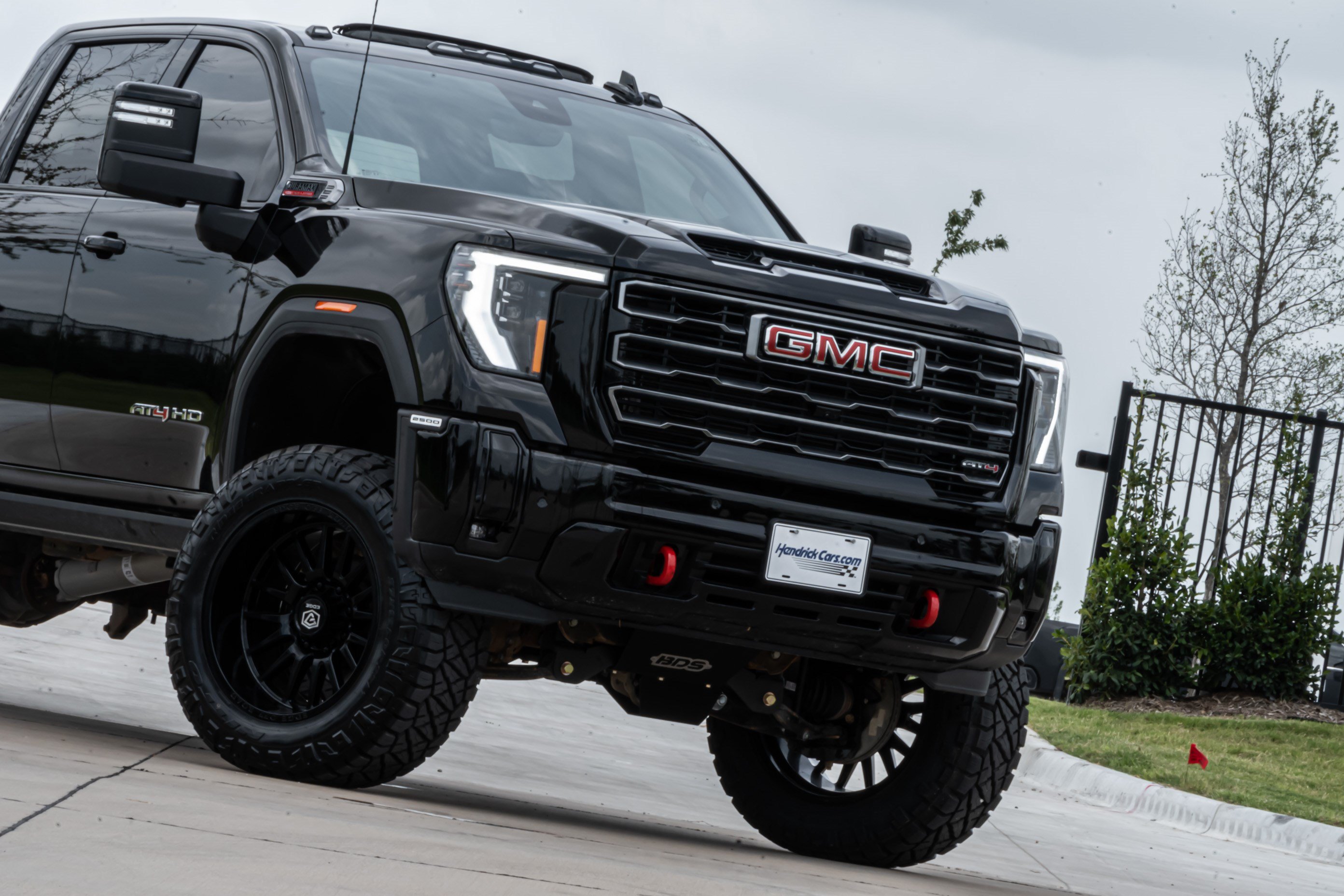 Used 2026 GMC Sierra 2500 AT4 w/ Technology Package AWD/4WD image 44