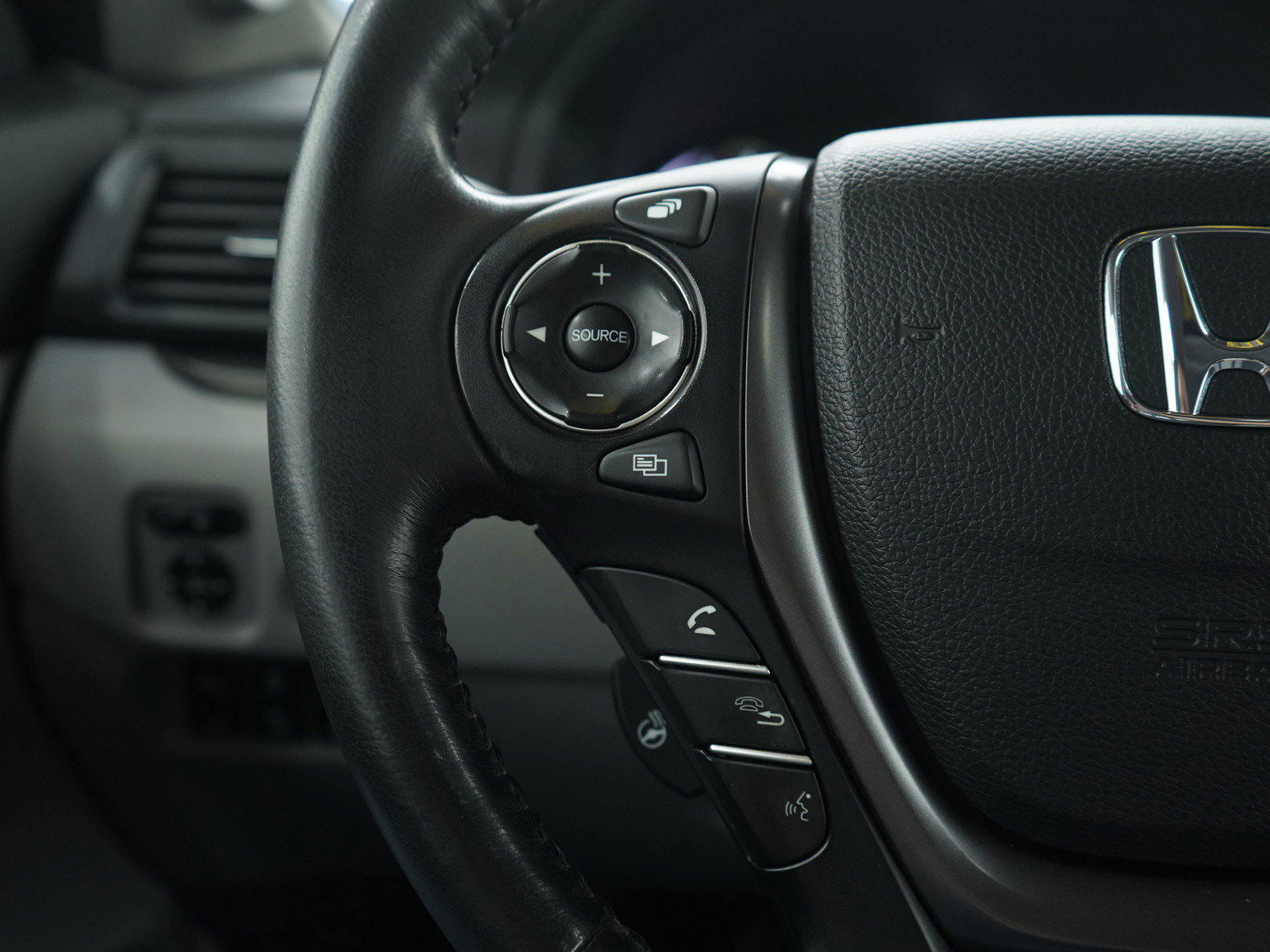 Used 2022 Honda Ridgeline RTL-E image 24