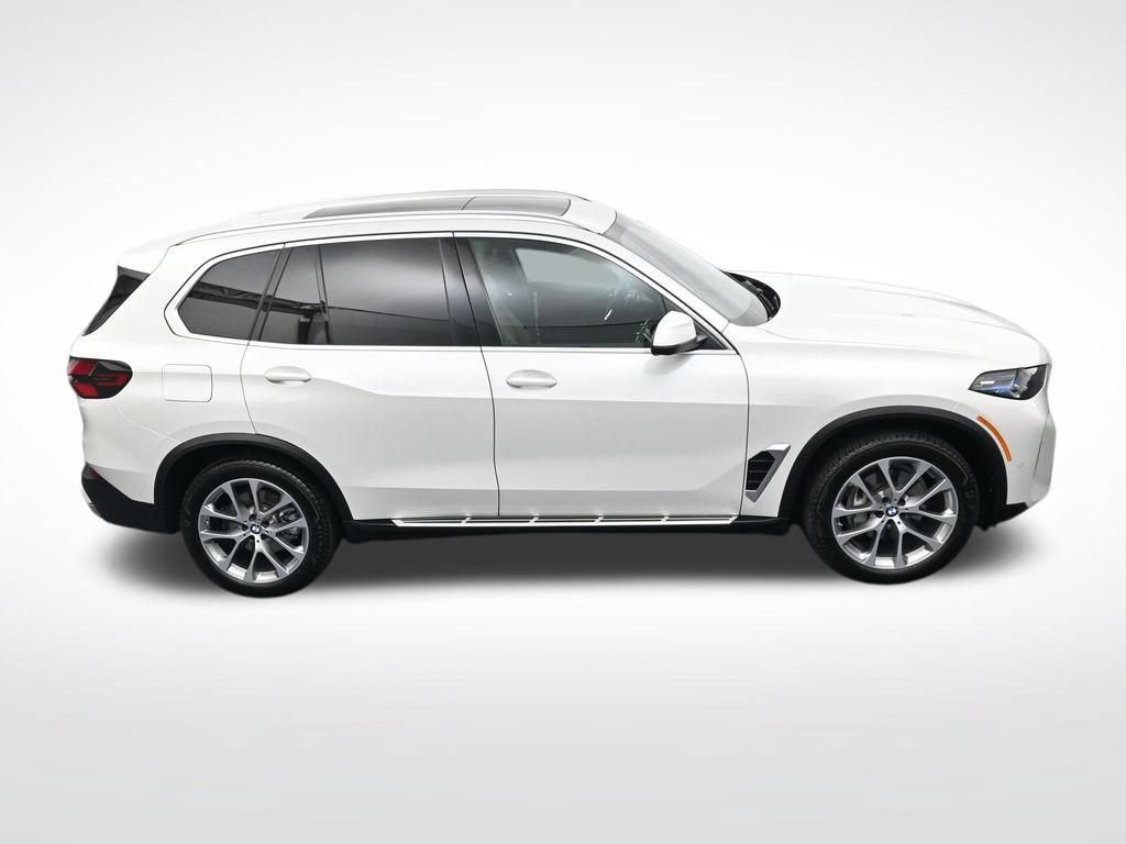 Used 2025 BMW X5 xDrive40i AWD/4WD image 24