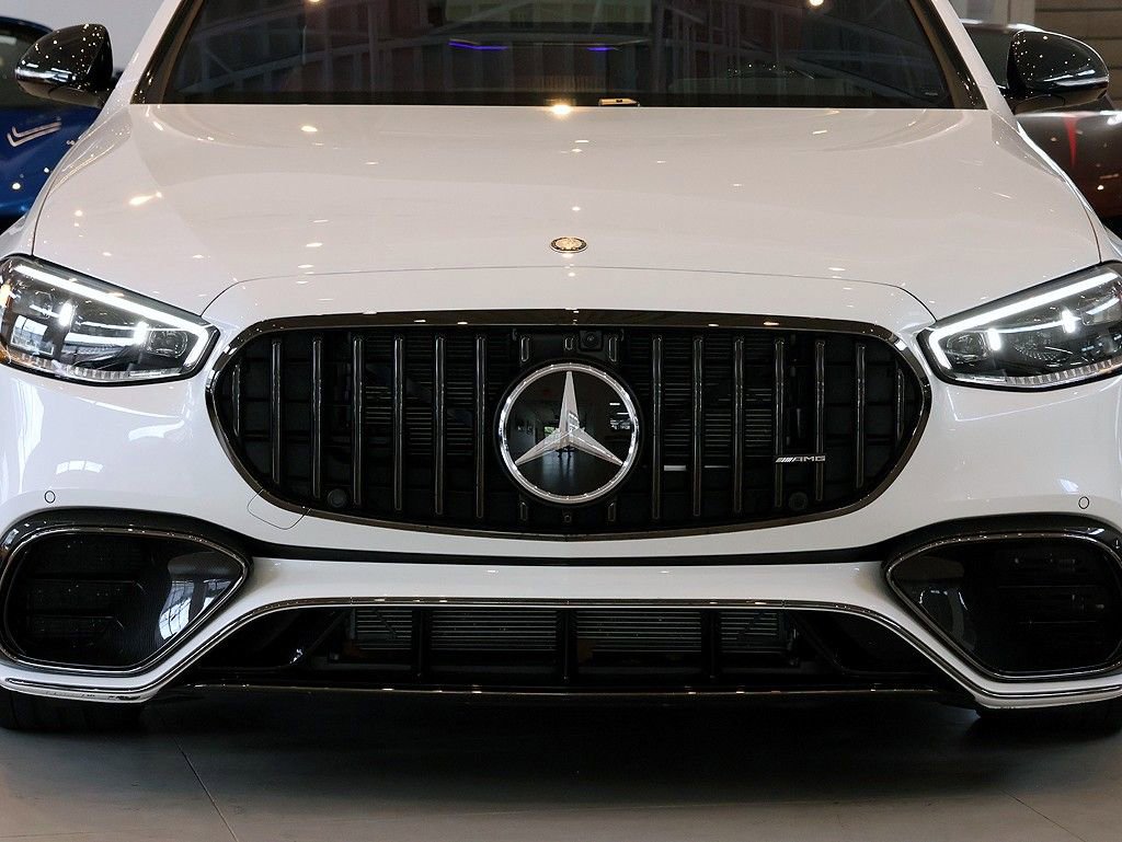 Used 2025 Mercedes-Benz S 63 AMG S image 45