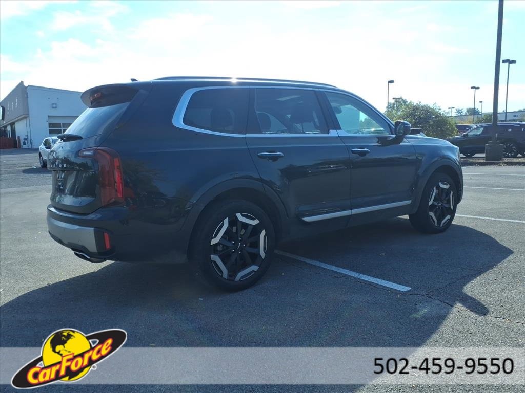 Used 2025 Kia Telluride S image 9