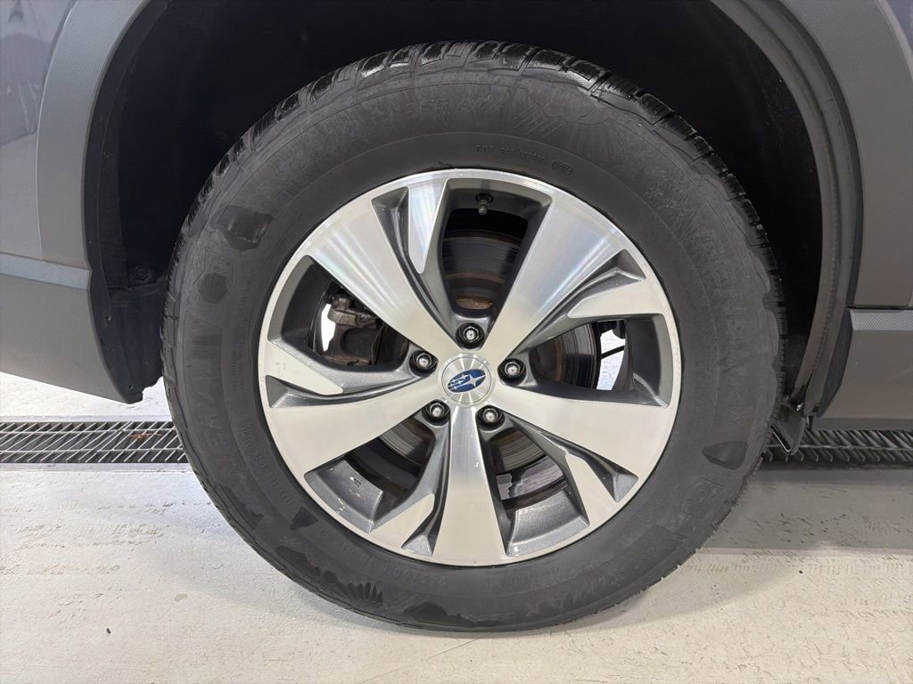 Used 2022 Subaru Ascent Premium w/ Convenience Package AWD/4WD image 10