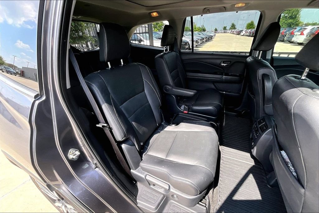 Used 2019 Honda Pilot Elite image 33
