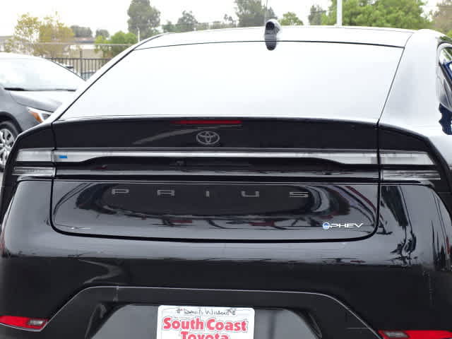 Certified 2026 Toyota Prius Plug-In Hybrid FWD image 15