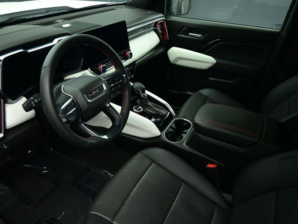 Used 2024 GMC Canyon AT4X image 16