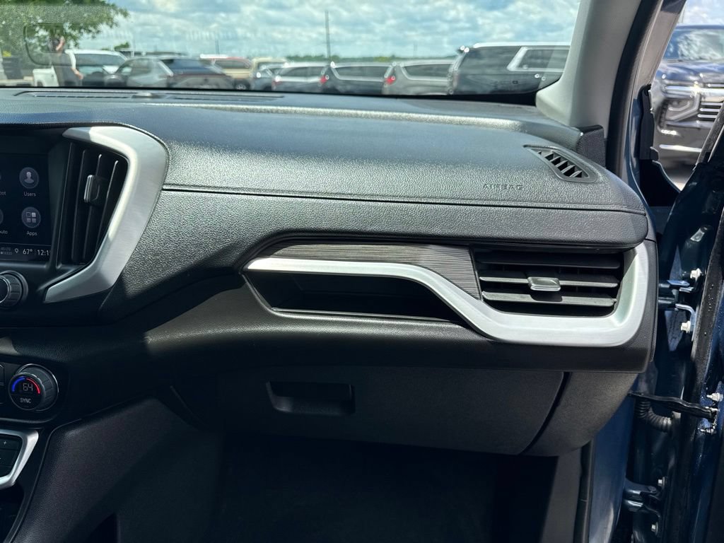 Used 2024 GMC Terrain SLT FWD image 16