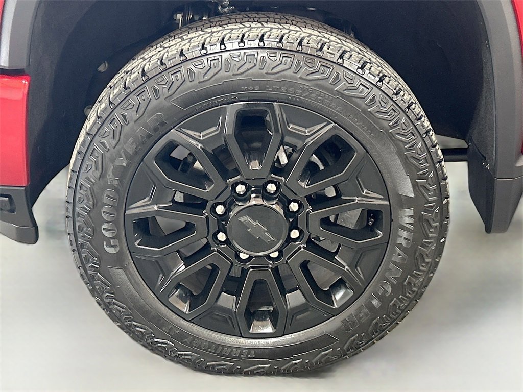 Used 2024 Chevrolet Silverado 2500 High Country w/ Technology Package image 29
