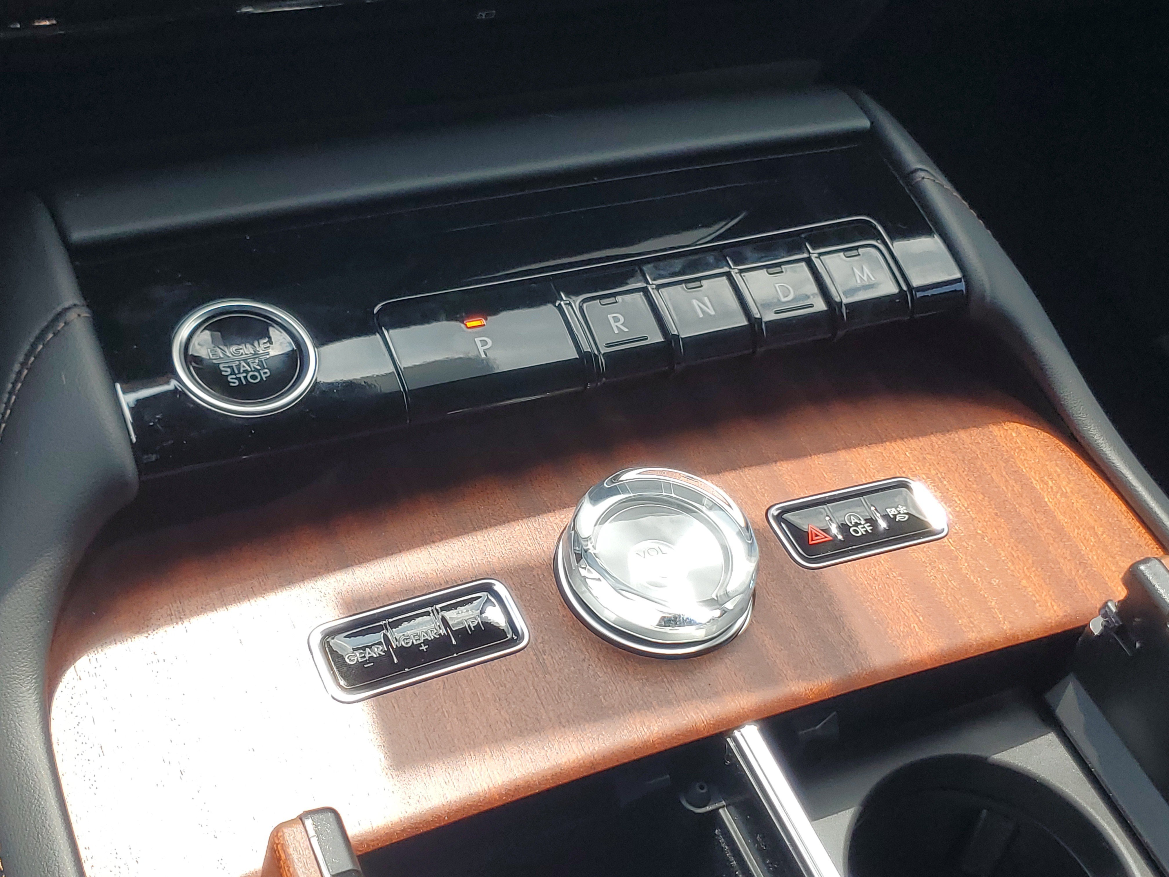 New 2026 Lincoln Navigator Black Label AWD/4WD image 25