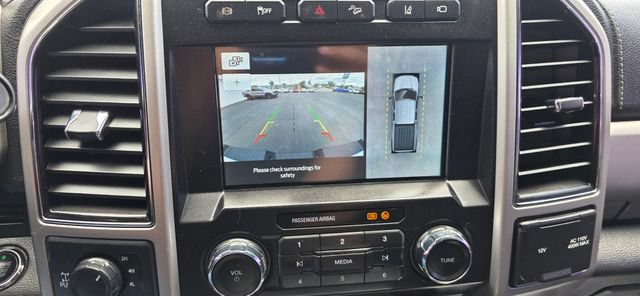 Used 2020 Ford F250 Lariat w/ Lariat Ultimate Package AWD/4WD image 17