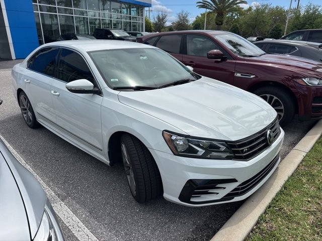 Used 2016 Volkswagen Passat 1.8T R-Line