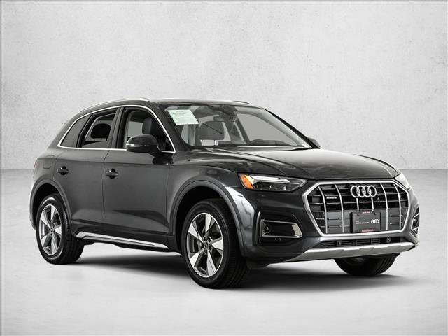 Certified 2023 Audi Q5 2.0T Premium w/ Convenience Package AWD/4WD image 3