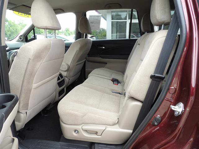 Used 2021 Honda Pilot EX image 35