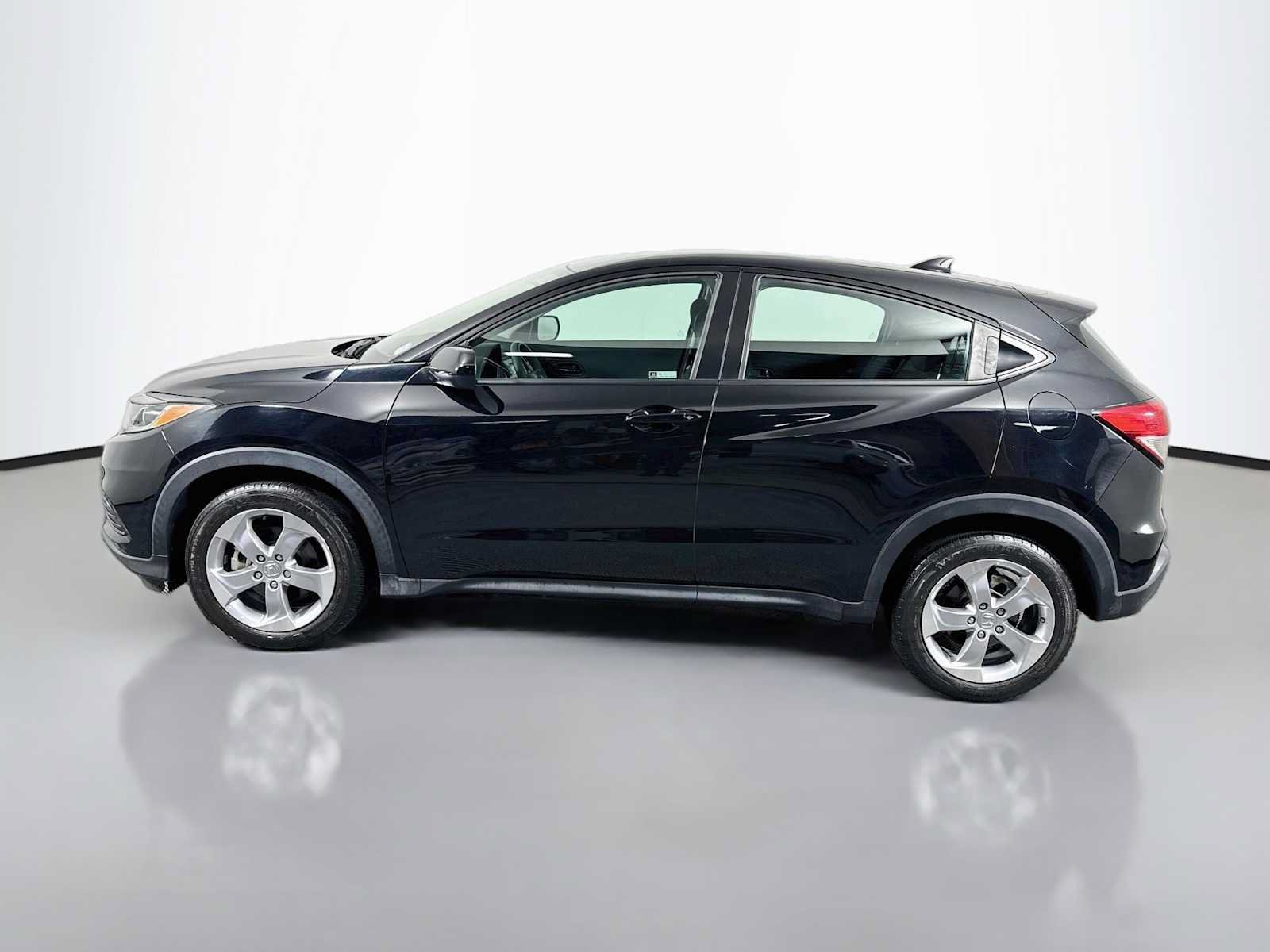 Certified 2022 Honda HR-V LX image 4