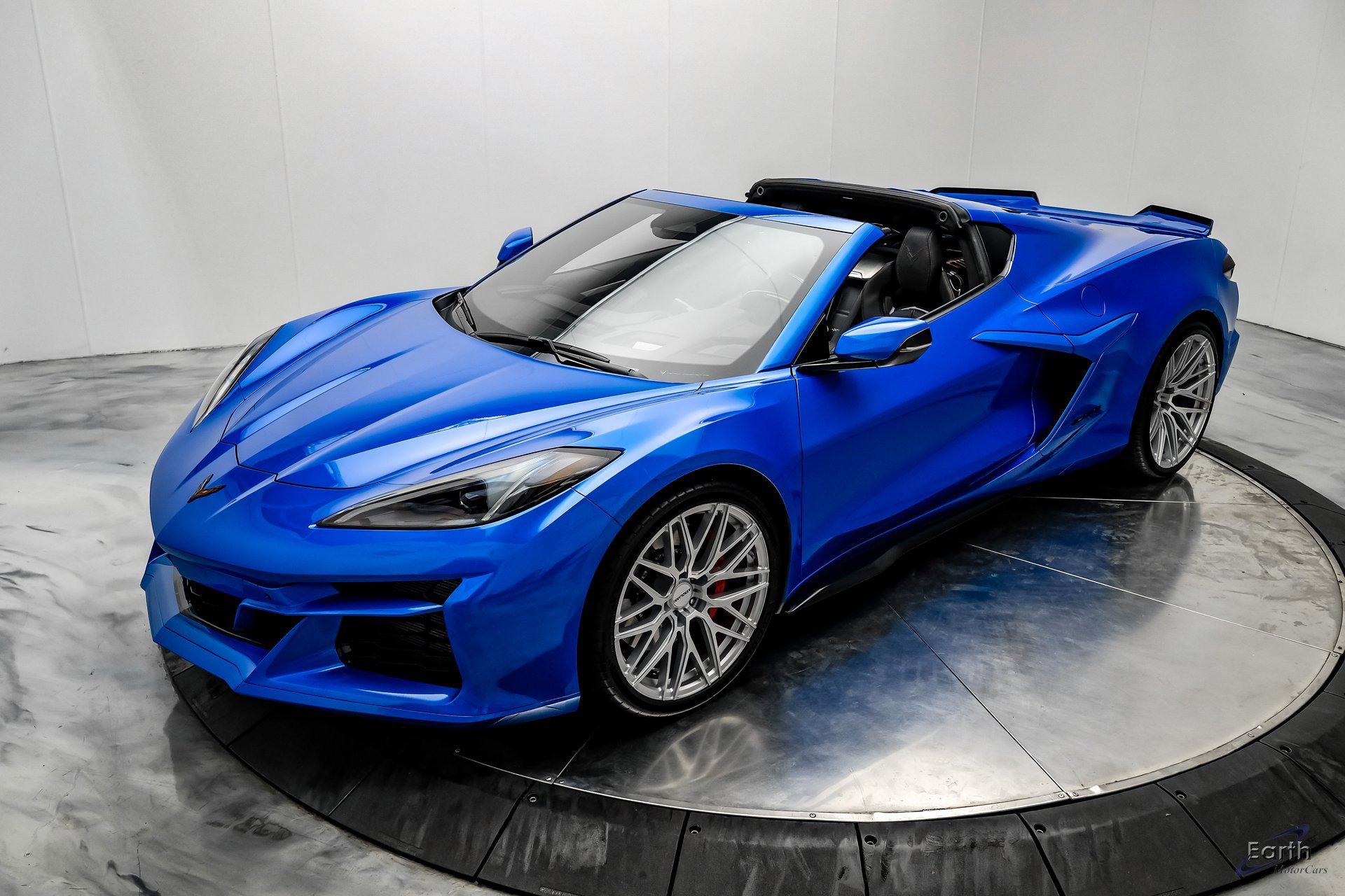 Used 2024 Chevrolet Corvette Z06 image 5