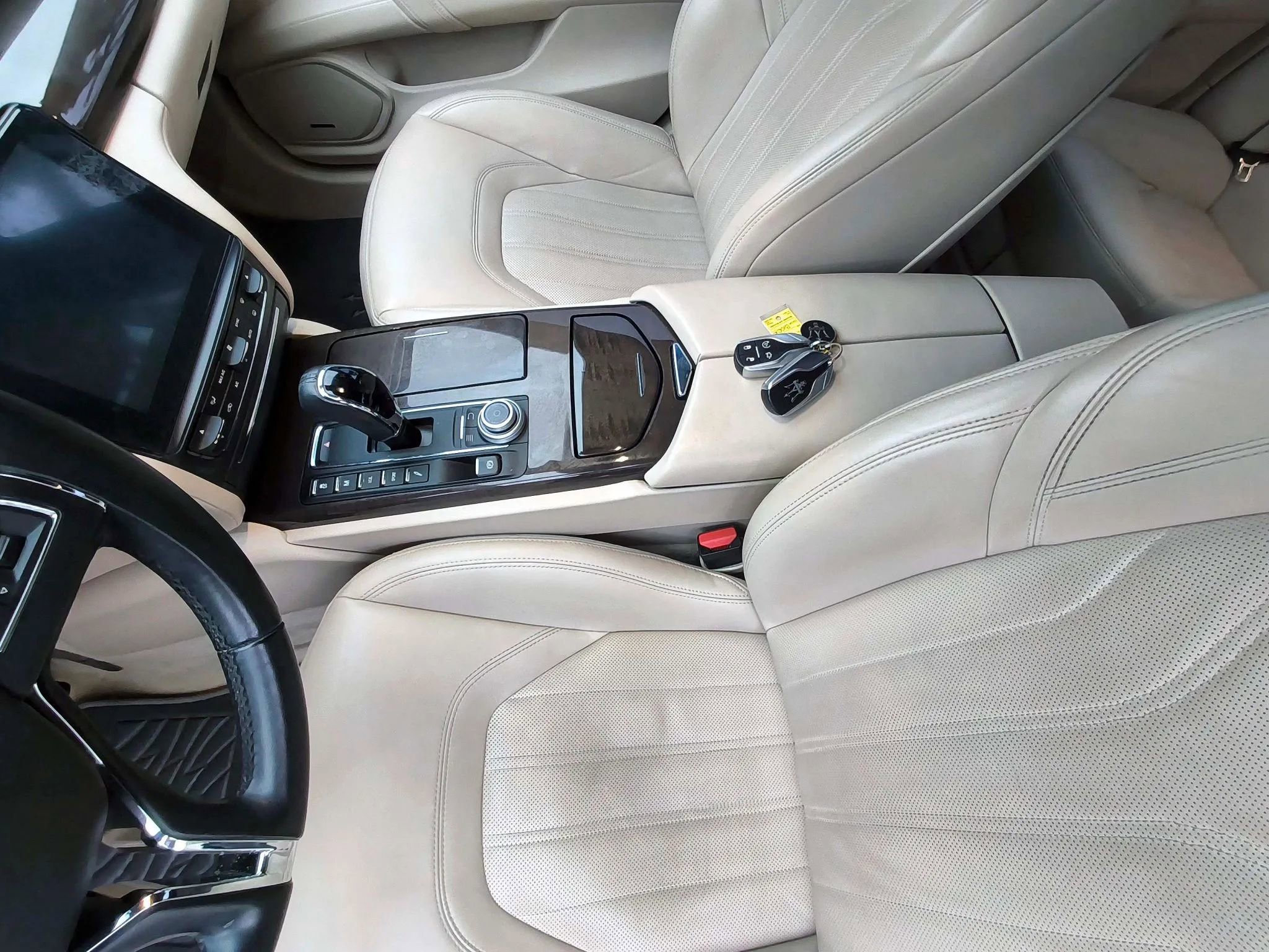 Used 2017 Maserati Quattroporte GTS GranLusso RWD image 6