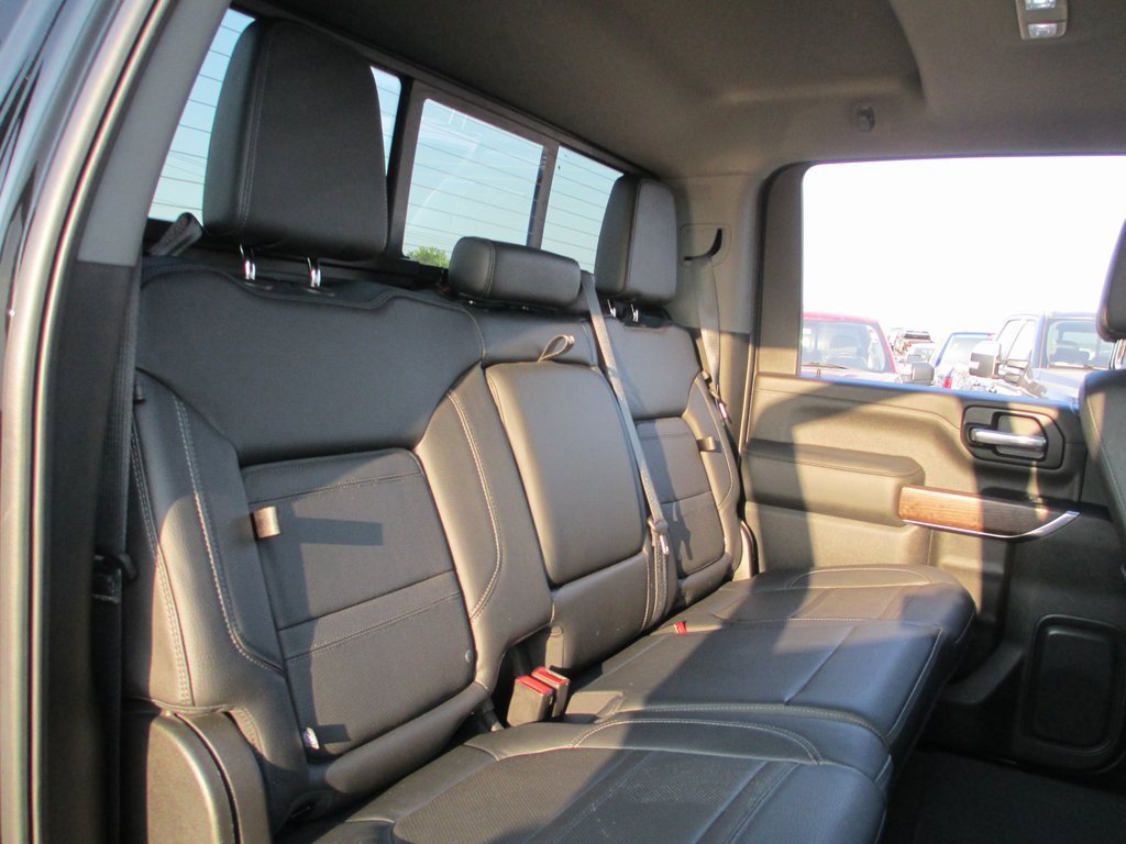 Certified 2022 GMC Sierra 3500 Denali image 25