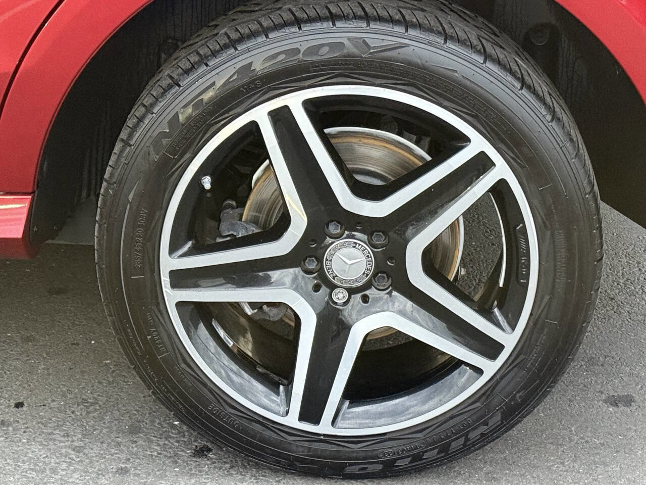 Used 2016 Mercedes-Benz GLE 400 4MATIC w/ Parking Assist Package image 18