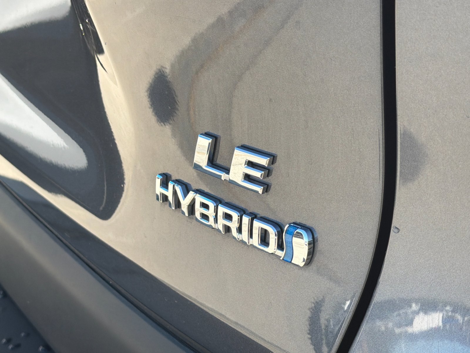 Used 2024 Toyota RAV4 LE AWD/4WD image 38