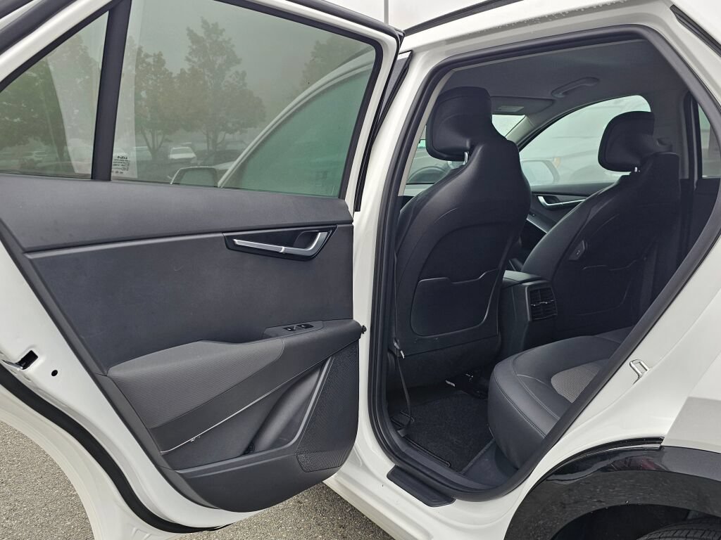 Certified 2023 Kia Niro Wind w/ Wind Preserve Package FWD image 25