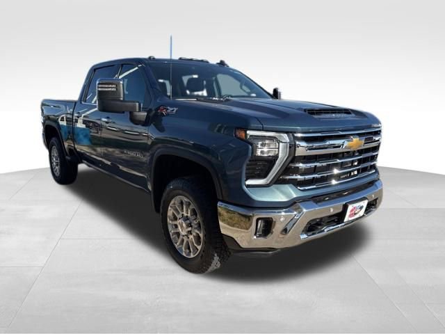 Certified 2025 Chevrolet Silverado 2500 LTZ w/ LTZ Premium Package image 3