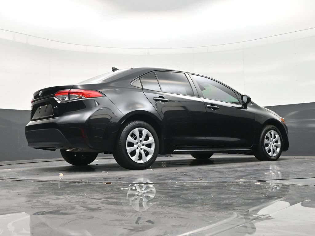 Used 2023 Toyota Corolla LE FWD image 23
