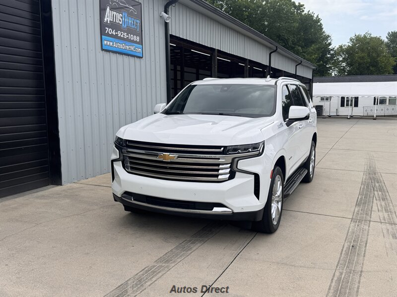 Used 2021 Chevrolet Tahoe High Country RWD image 3