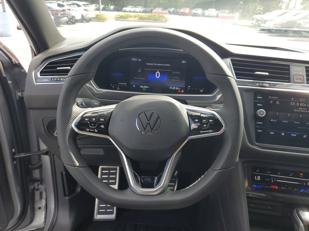 Used 2022 Volkswagen Tiguan SE R-Line AWD/4WD image 25