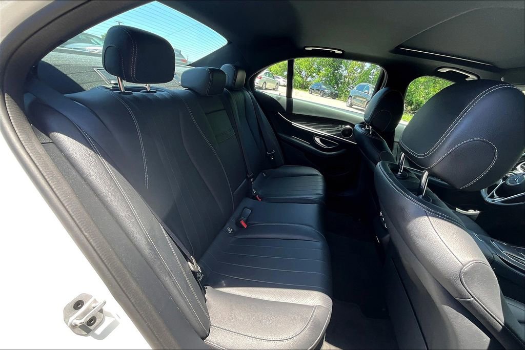 Used 2022 Mercedes-Benz E 350 Sedan image 37