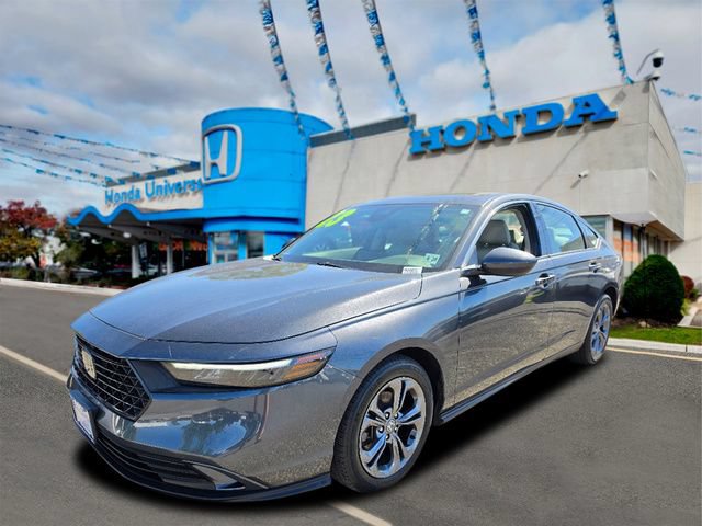 Used 2023 Honda Accord EX image 1
