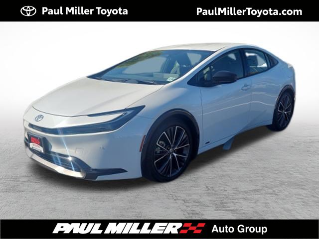 Used 2024 Toyota Prius XLE AWD/4WD image 1