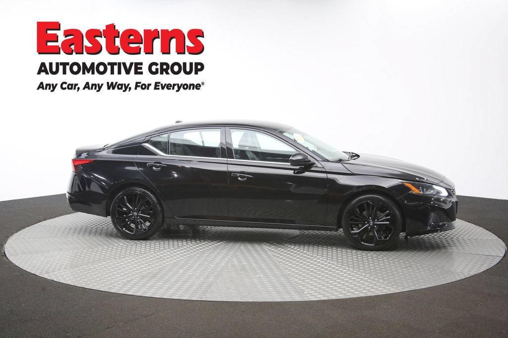 Used 2024 Nissan Altima 2.5 SR FWD image 47