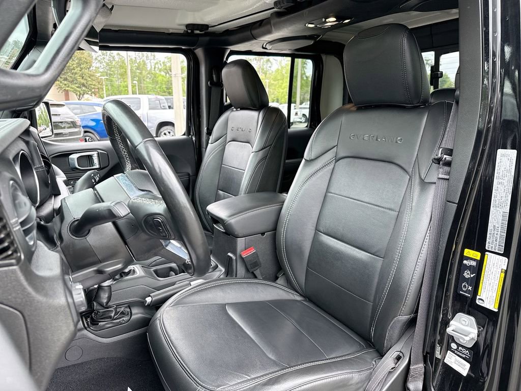 Used 2022 Jeep Gladiator Overland w/ Popular Equipment Package AWD/4WD image 11