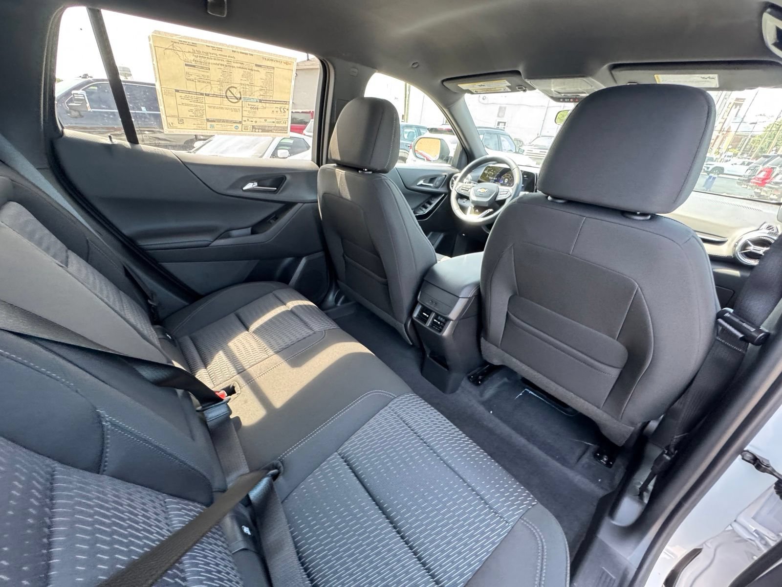 New 2027 Chevrolet Equinox LT FWD image 29