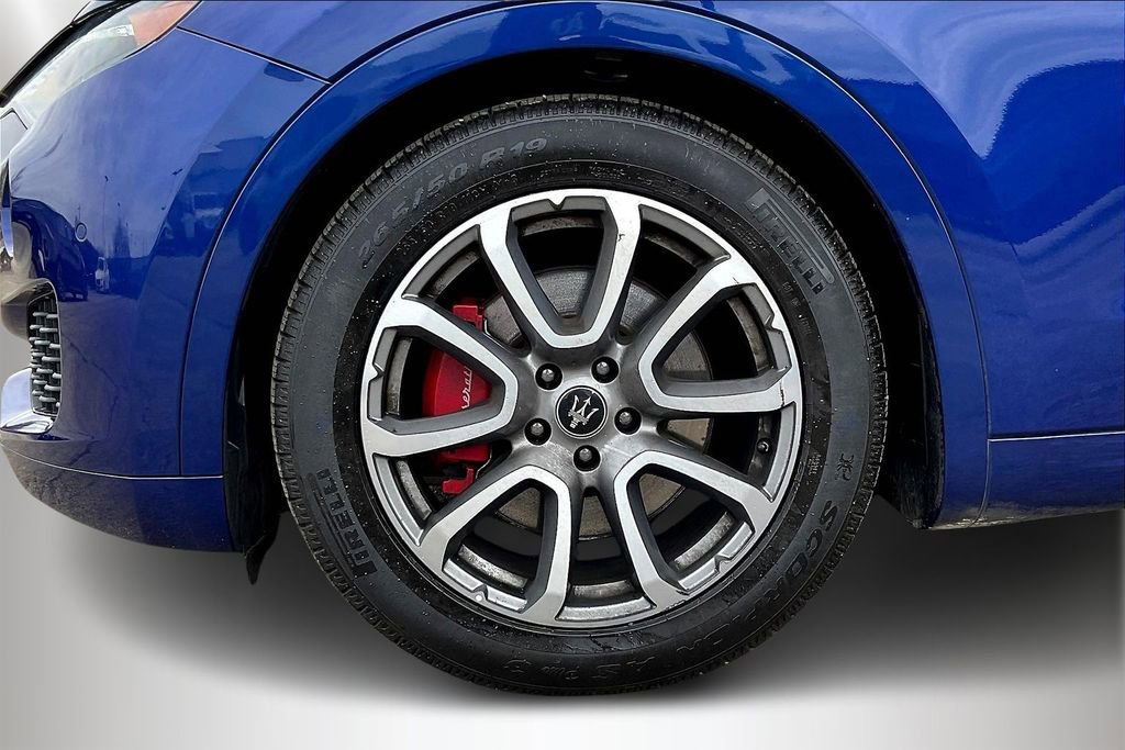 Used 2019 Maserati Levante image 28
