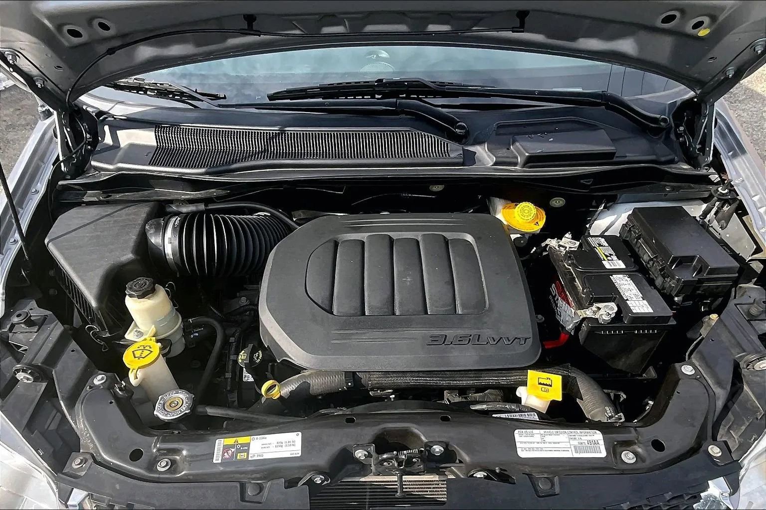 Used 2020 Dodge Grand Caravan SXT image 9