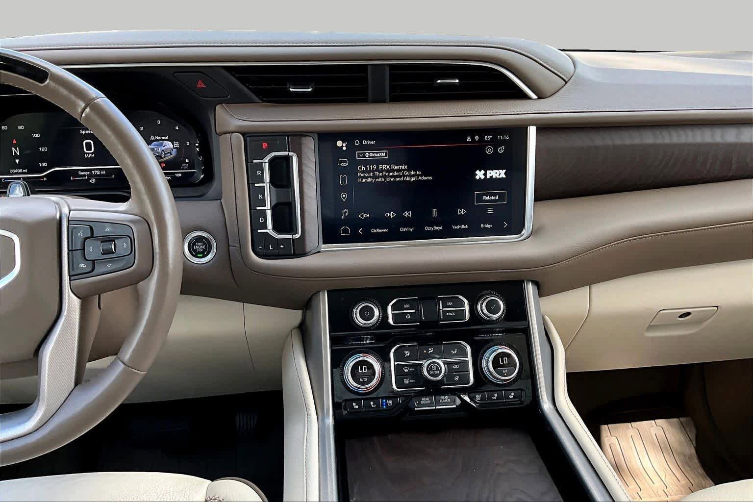 Used 2024 GMC Yukon Denali w/ Advanced Technology Package AWD/4WD image 13