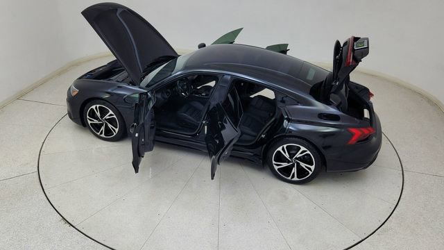 Used 2023 Audi e-tron GT Premium Plus w/ Performance Package image 82