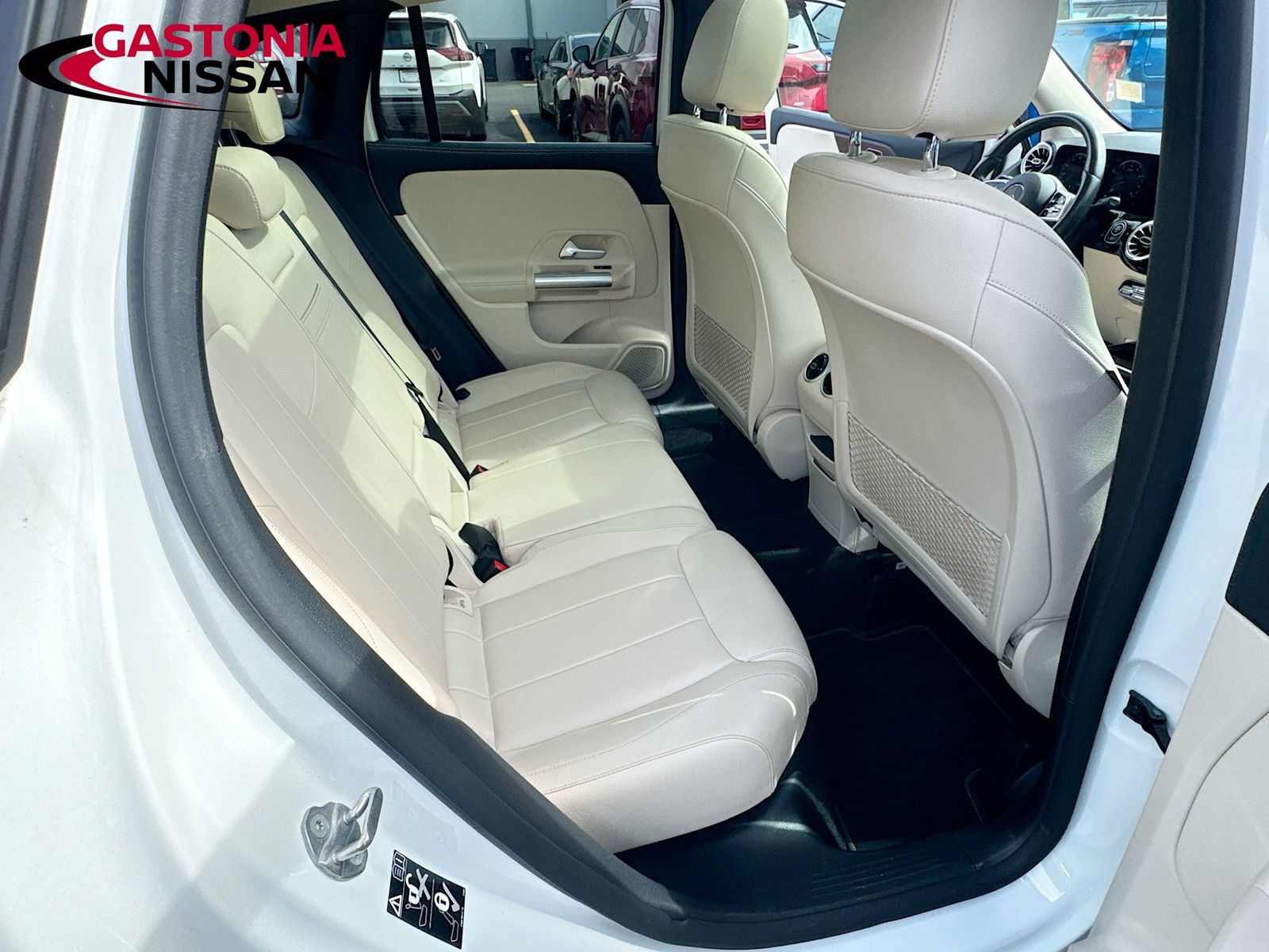 Used 2022 Mercedes-Benz GLA 250 w/ Premium Package Lite image 35