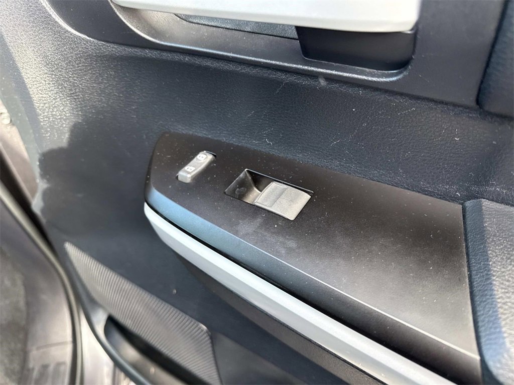 Used 2018 Toyota Tundra SR5 image 28