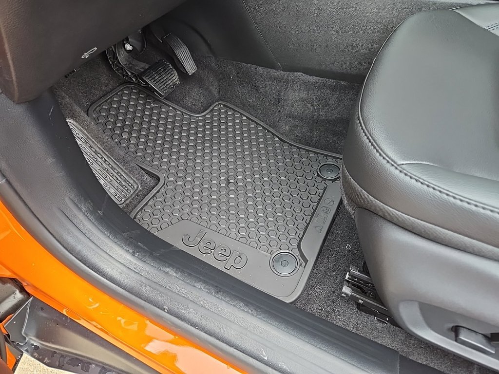 New 2026 Jeep Compass Latitude AWD/4WD image 35
