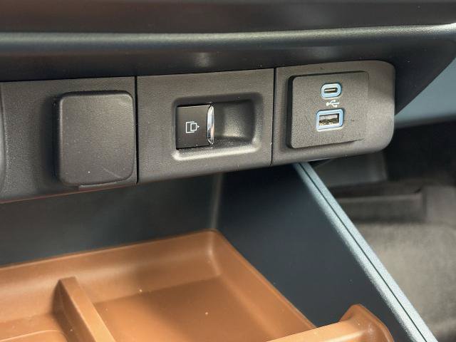 Certified 2024 Ford Maverick Lariat AWD/4WD image 22